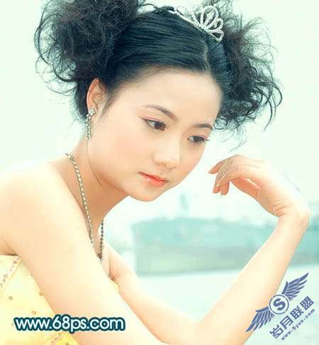 Photoshop调色:制作青黄色调女孩照片
