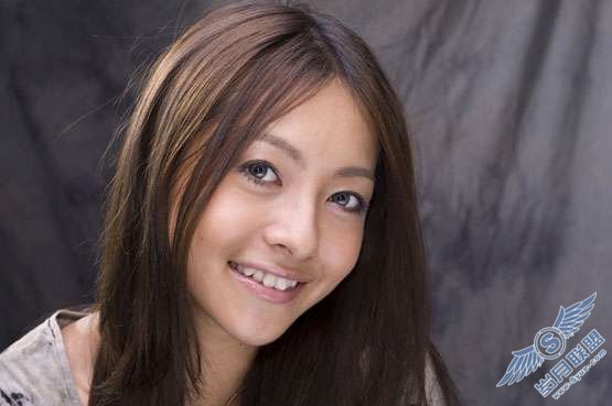 Photoshop美容:用选区美化人物脸部皮肤