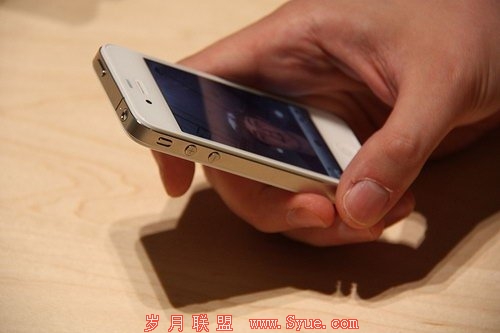 购机者必看 八大新闻全面解读iPhone 4