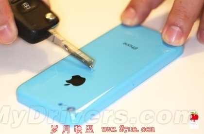 iPhone 5C再曝光:后壳亮了