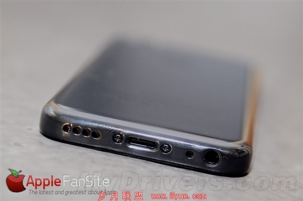 iPhone 5C再曝光:后壳亮了