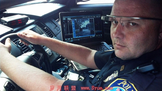 谷歌<a href=http://syue.com/Digital/ target=_blank class=infotextkey>硬件</a>帝国:从无人驾驶车到智能隐形眼镜