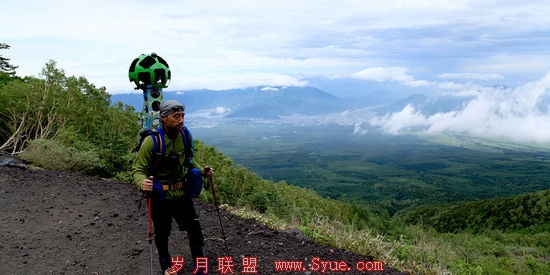 谷歌<a href=http://syue.com/Digital/ target=_blank class=infotextkey>硬件</a>帝国:从无人驾驶车到智能隐形眼镜