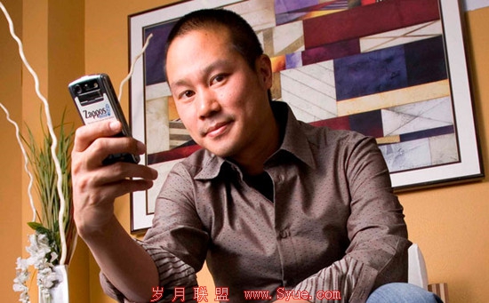 Zappos 总裁 Tony Hsieh 说,“我最喜欢的电视节目之一就是《百战天龙》,因为男主角马盖先自己没有那么多资源,但是却可以用最普通的东西化解各种危机”。