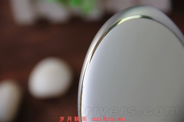 最漂亮的电视盒子!天猫魔盒2图赏