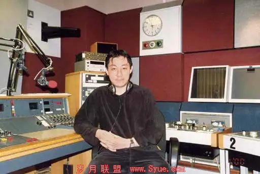 (周成刚在英国广播公司BBC)